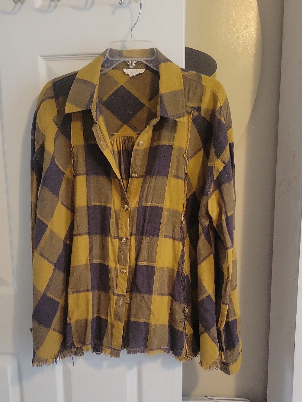 easel SzLg Oversized Comfy Mustard and Black Plaid Button-Up Shirt Freyed hem